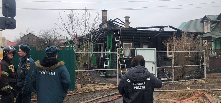 В Ярославле при пожаре погибла женщина_293585