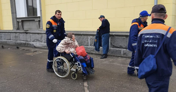 В Ярославль прибыли 99 беженцев из ЛДНР_239092