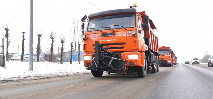 В Ярославль поступила снегоуборочная техника из Смоленска