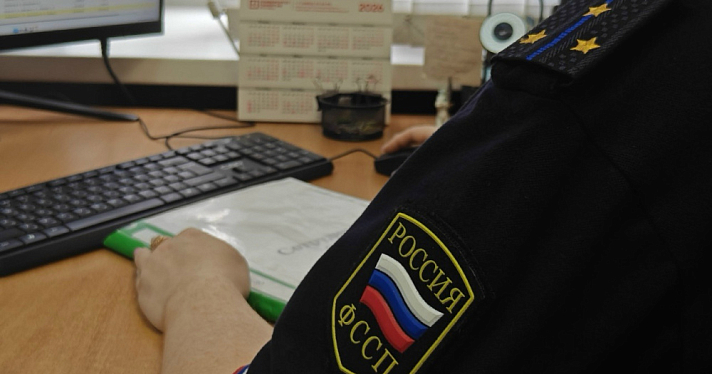 78 штрафов на 334 тысячи рублей: ярославец расклеивал объявления и получил десять суток