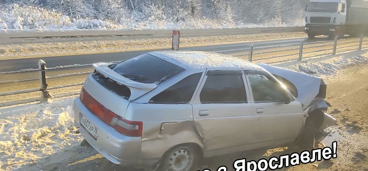 21-летняя девушка пострадала в ДТП в Ростовском районе_261721