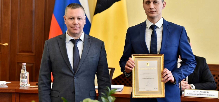 Проявили «самоотверженность и высокие человеческие качества»: в Ярославле наградили героев_312542