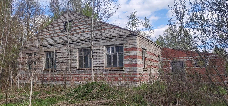 В Ярославской области продают здание бывшей школы_280789