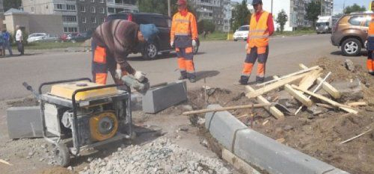 В Заволжском районе Ярославля состоялся рейд по ремонту дорог