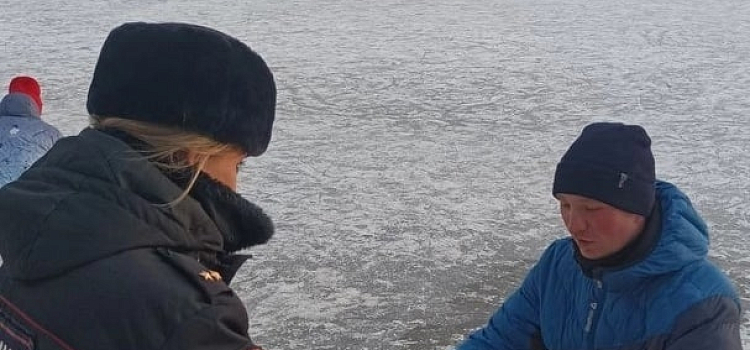 Ярославская полиция запретила кататься на коньках на Прусовских карьерах_227743