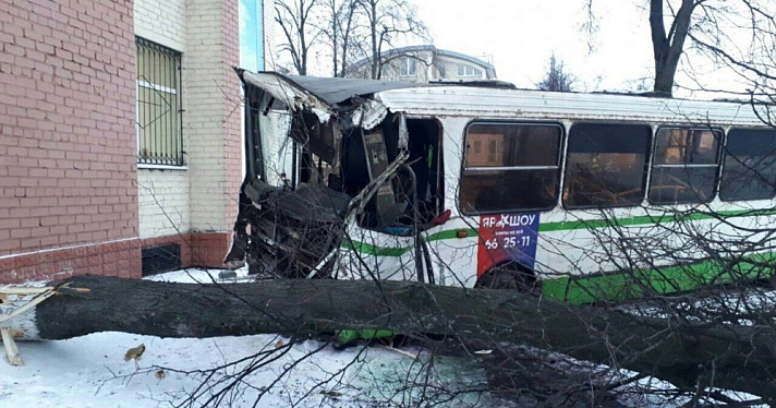 В мэрии обсудили ДТП с автобусами на Московском проспекте