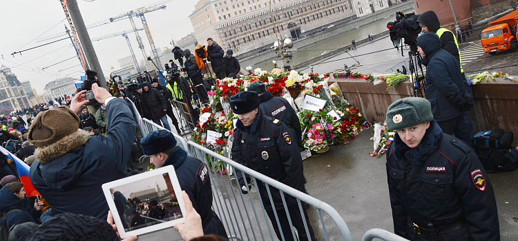 Ярославцы приняли участие в московском марше памяти Бориса Немцова_24615