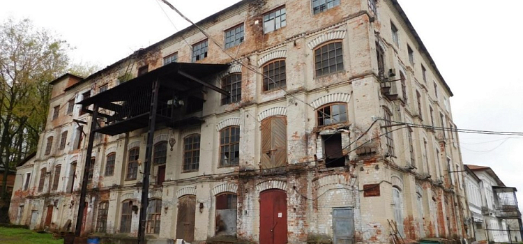 В Ярославской области подан иск об изъятии трёх памятников культуры у одного собственника_309735