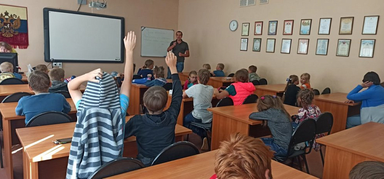 Уроки трезвости? Со школьниками Ярославской области работают специалисты