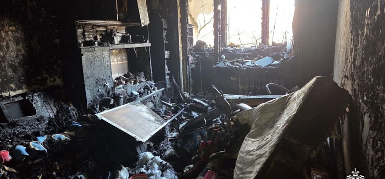 Пожар в Ярославле спровоцировала розетка_313631