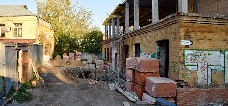 В Ярославле у мукомольного завода перестраивают историческое здание_252755