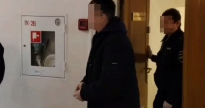 В Рыбинске под стражу взят директор фирмы, обвиняемый в хищении бюджетных средств при строительстве дома