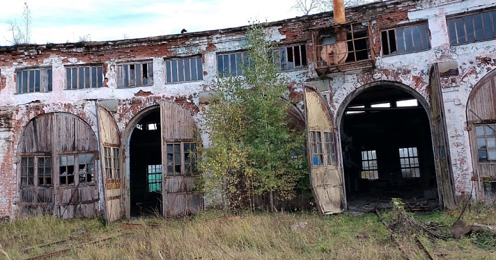 Здесь работали стахановцы и герои войны: в Данилове могут снести дореволюционное паровозное депо