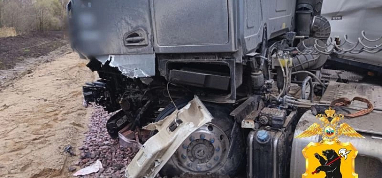 На трассе М-8 в Ярославской области погиб человек_315123