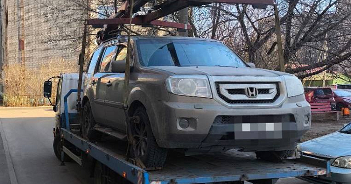 Девушка-юрист из Ярославля копила долги, умело скрываясь от приставов, но в итоге борьбу всё же проиграла