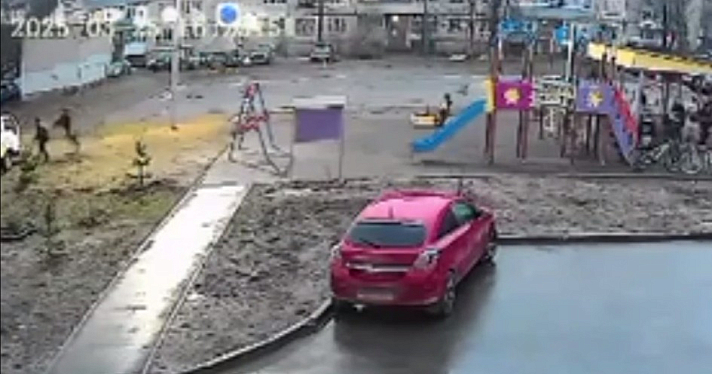 В Ярославской области подростки напали на случайного прохожего