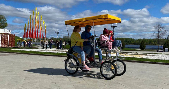 В Ярославле запустили велокареты