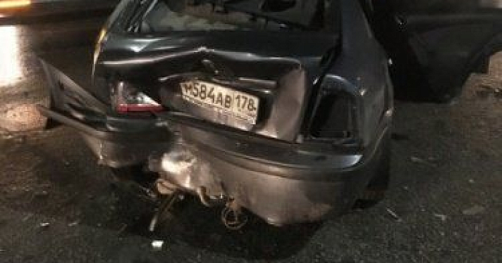 В Ярославском районе столкнулись три автомобиля — «Чери», «Шкода» и «Скания»