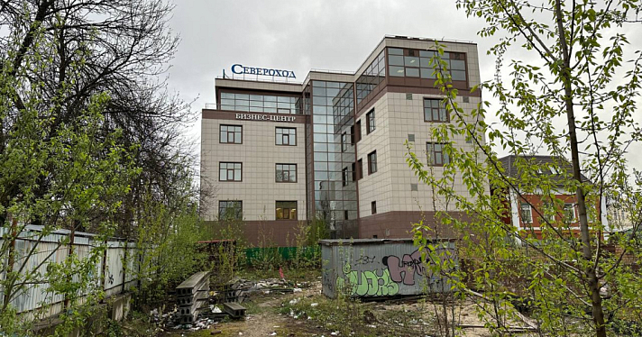 В центре Ярославля на территории бывшего рынка нашли труп