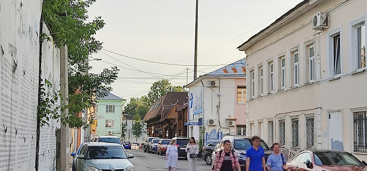 Врио главы Ярославской области просят помочь переименовать проезд в честь Куравлева _218337