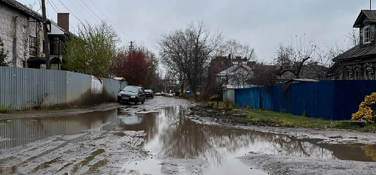 Жители Ярославля просят отремонтировать дорогу к детскому саду во Фрунзенском районе_225828