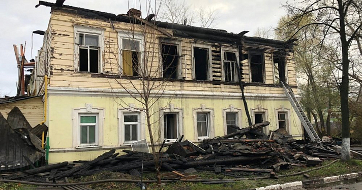 Поджог жилого дома в Ростове Великом, где в результате пожара погибли люди. Главное