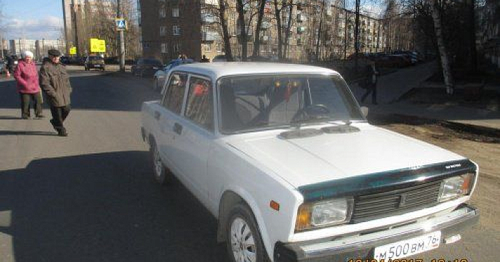 В Рыбинске на «зебре» автомобиль сбил ребенка 