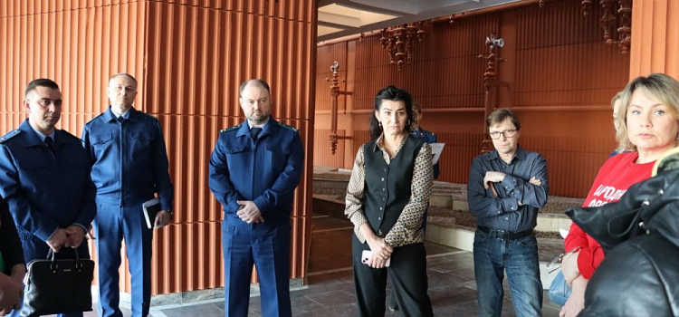 Срыв сроков масштабного ремонта ярославского ТЮЗа обернулся задержанием должностных лиц