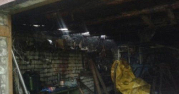 В Рыбинском районе огонь повредил гараж 