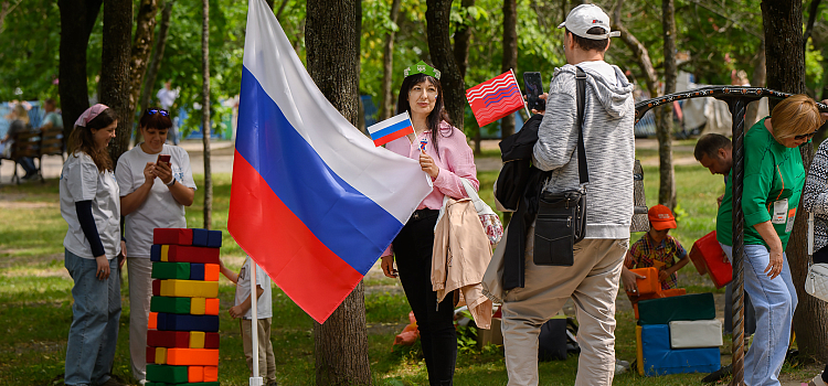 Ярославль отметил День России: фоторепортаж с праздника_298083
