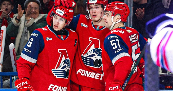 Ярославский «Локомотив» впервые в КХЛ «засушил» «Нефтехимик» в Ярославле