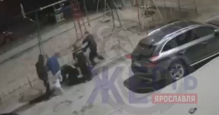 В Ярославле подростки избили мужчину