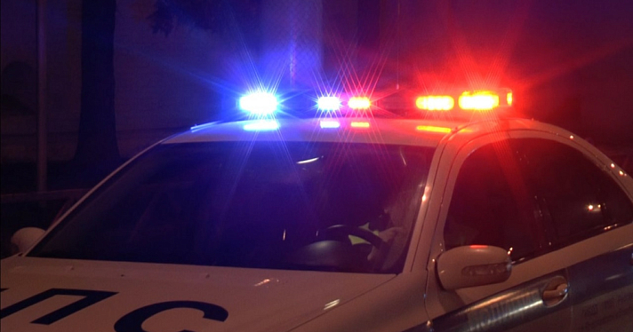 В Ярославле «Москвич-2140» лишился колёс и ручек