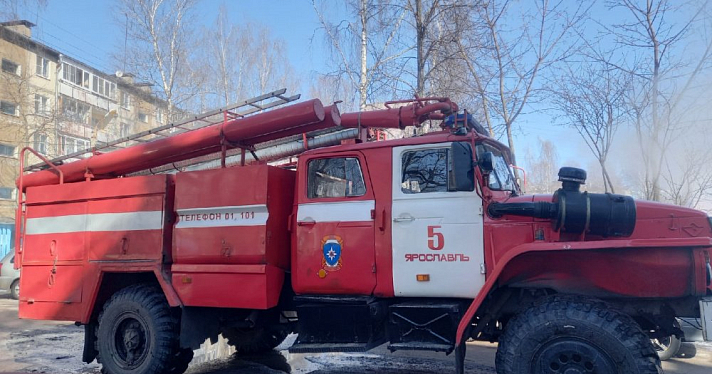 Сын выбежал, а родители погибли: подробности пожара в Ярославской области