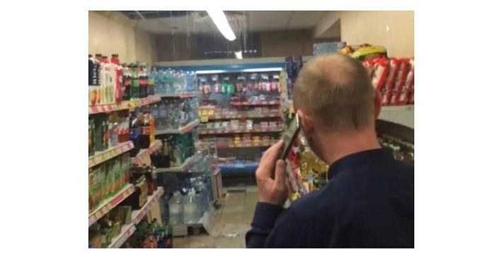 Видео дня. В ярославском супермаркете случился «потоп»