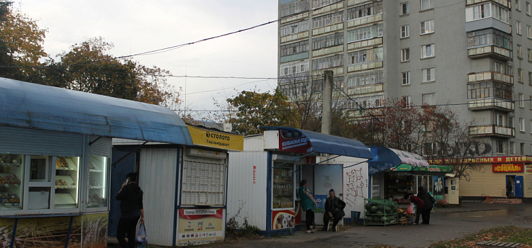 Под Ярославлем подростки украли из торговой палатки арбузы и дыни на 36 тысяч рублей