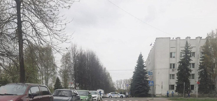 «Здание заминировано»: в Рыбинске эвакуировали администрацию