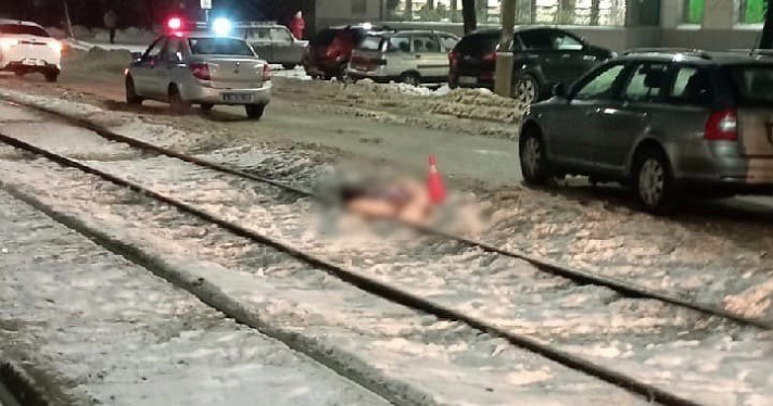 Тело на рельсах: в Ярославле насмерть сбили пешехода