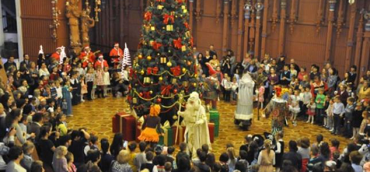 В ТЮЗе состоялась губернаторская елка