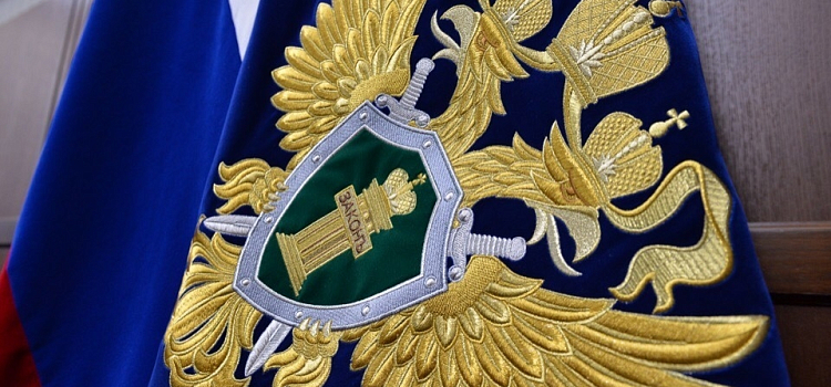 Перелом по пути на смену: в Ярославле суд заставил работодателя заплатить 300 тысяч рублей