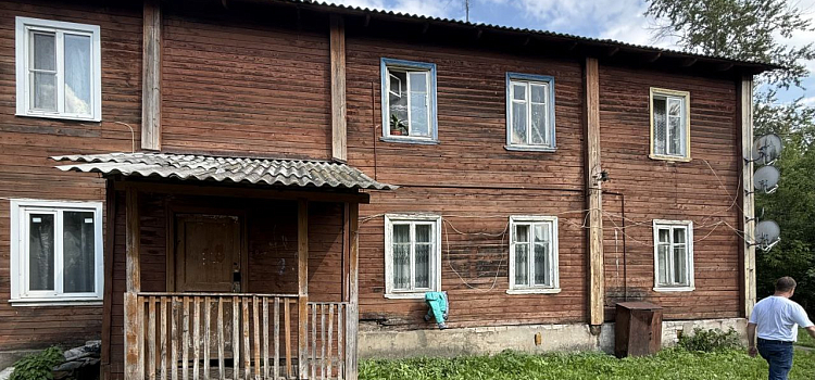 В Ярославской области из аварийного дома быстрее расселят людей_307212