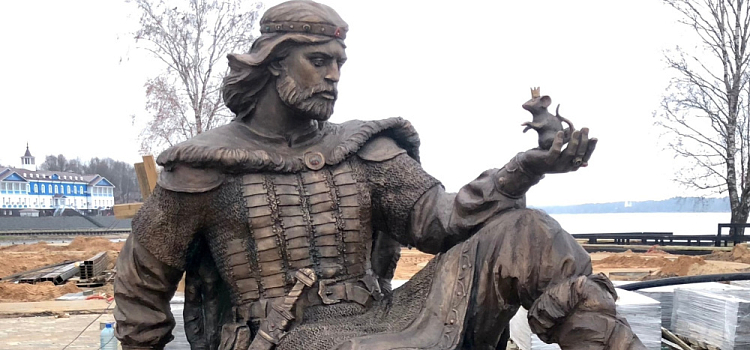 В Мышкине установили скульптуру легендарного основателя города