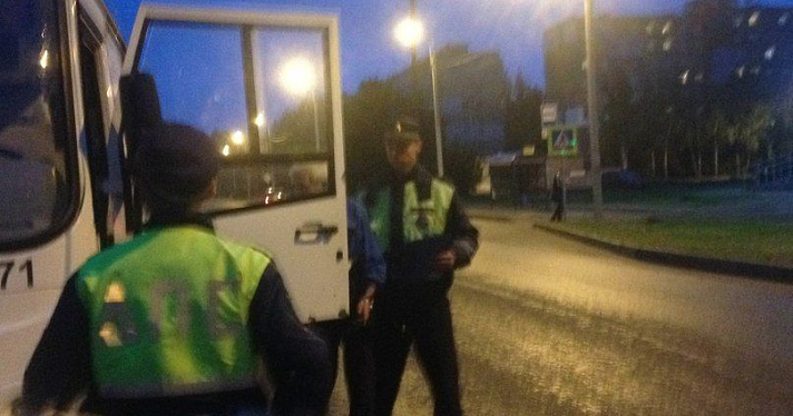 В Ярославле поймали водителя автобуса в состоянии опьянения (видео)_71455