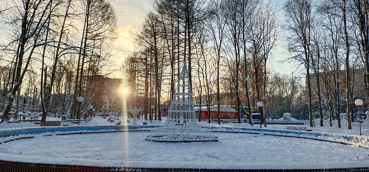 Стало известно, почему не состоялось открытие катка в Юбилейном парке Ярославля