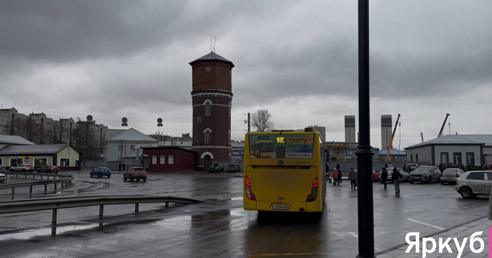 «Всех моментально не обзвонить»: в Ярославле транспорт возвращается на привычные маршруты постепенно