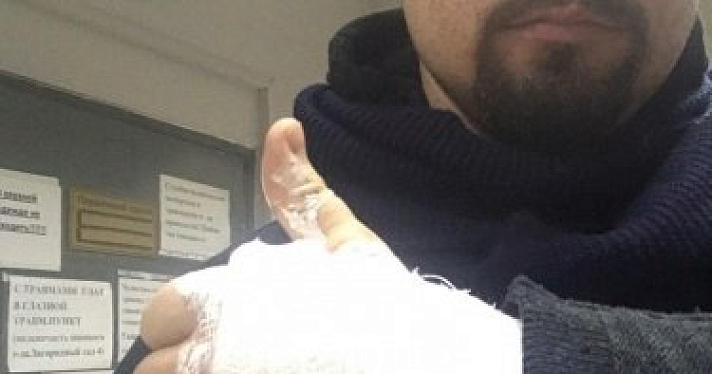 Активист «Дорог Ярославля» Ярослав Мазур сломал руку, поскользнувшись на пешеходном переходе. Мужчина намерен обратиться в суд