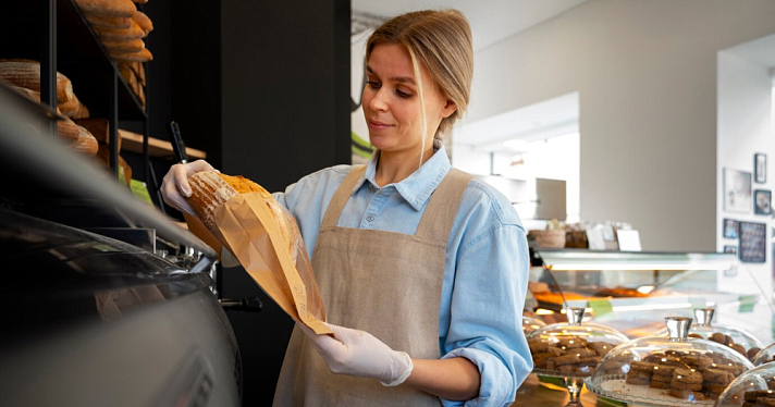 Рассказали, сколько готовы платить работникам розничной торговли в Ярославской области