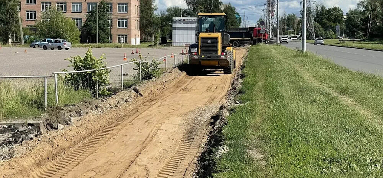 В Ярославле делают новые тротуары на потенциальной «улице Чемпионов»