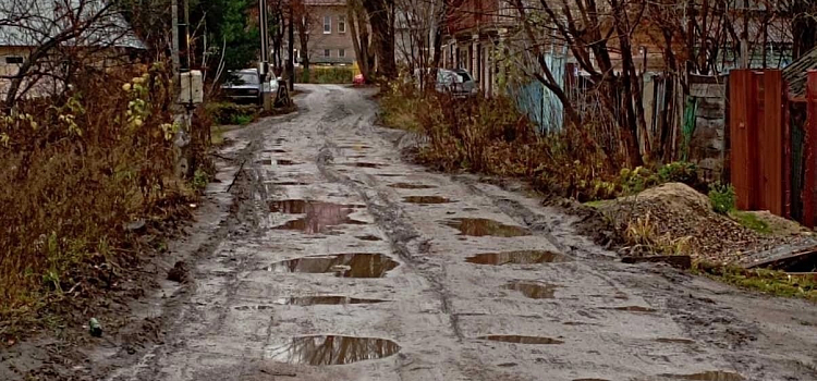 Жители Ярославля просят отремонтировать дорогу к детскому саду во Фрунзенском районе_225831