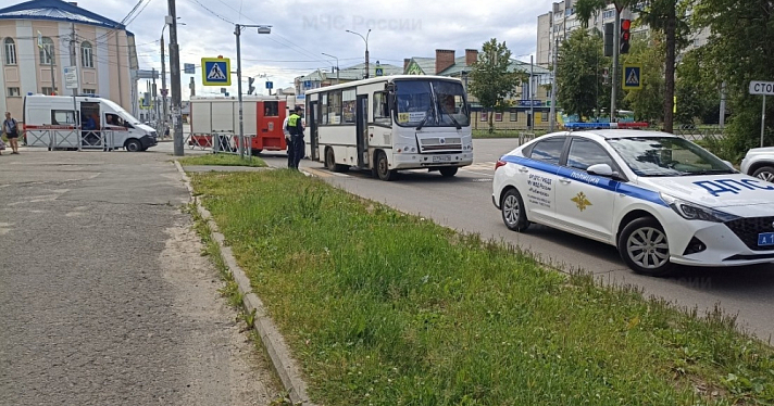 В Ярославской области автобус сбил 59-летнего пешехода